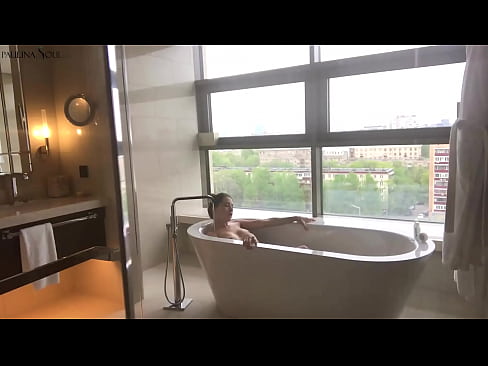 ❤️ عزیزم فوق العاده با شور و شوق بیدمشک خود را در حمام تکان می دهد ☑ پورنو fb در fa.tubesexer-com.ru ❌❤